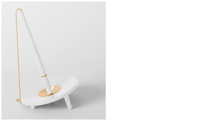 Ballograf Pen on stand, Deskset series White GT (with chain) 